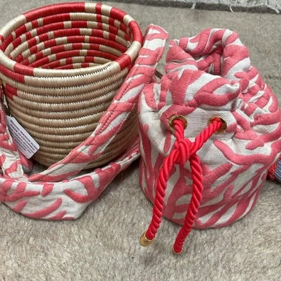 Maison Alma Handmade Tassle Bucket Bag in Coral New Retails $500 - Picture 6 of 9
